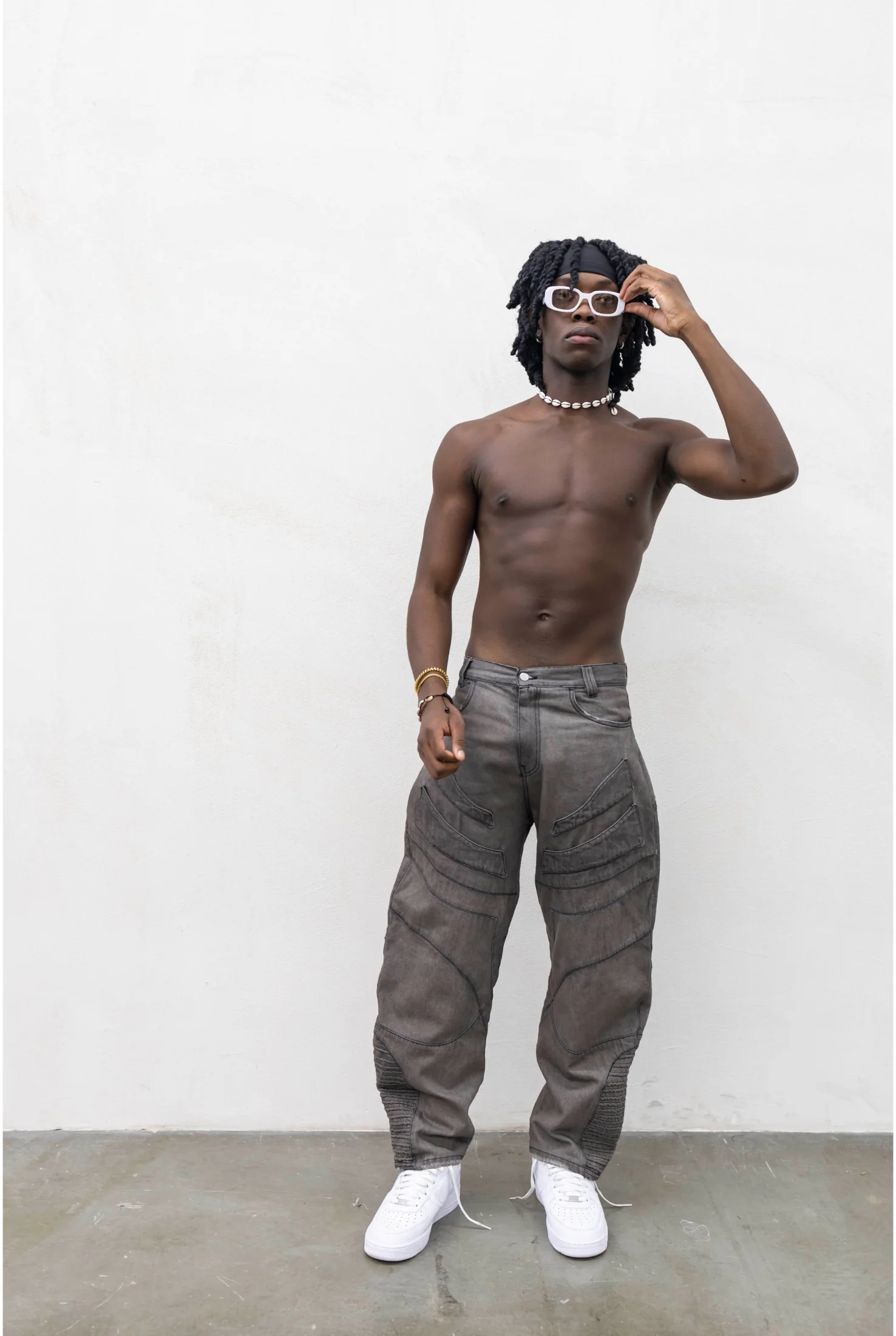Jeans PRESENT DAY Robot - Image 3