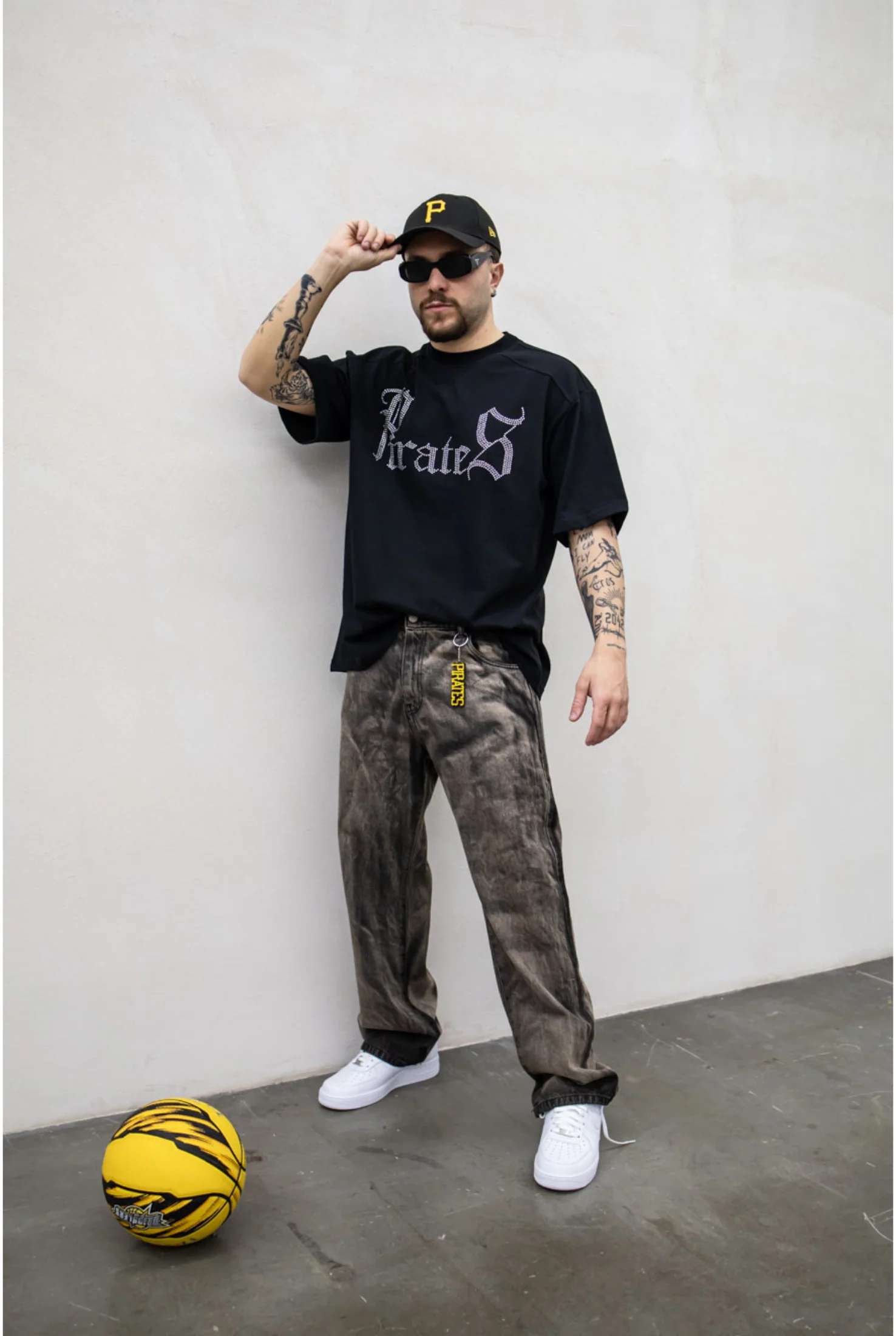 T-shirt PRESENT DAY Pirates - Image 7