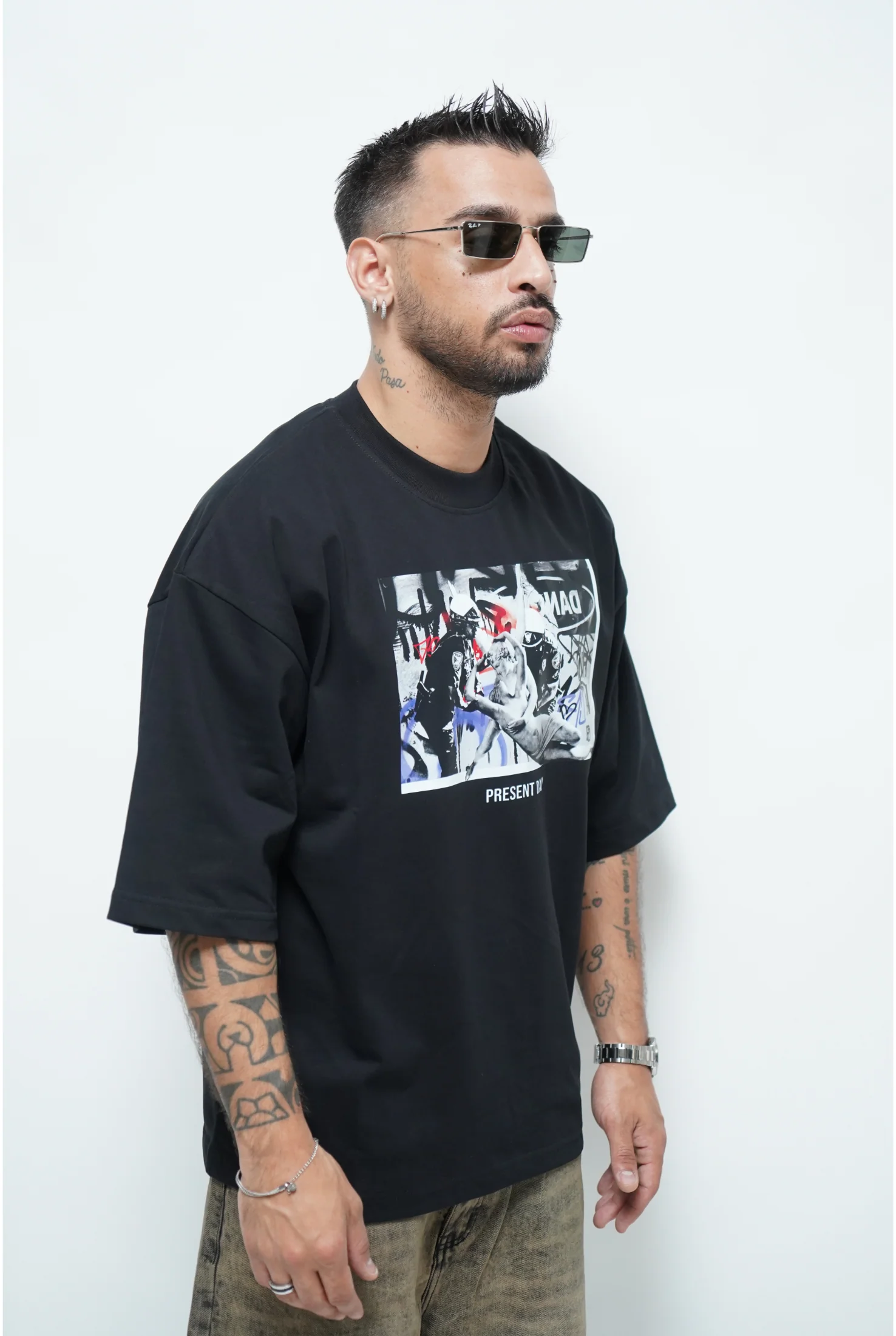 T-shirt PRESENT DAY stampa - Image 3