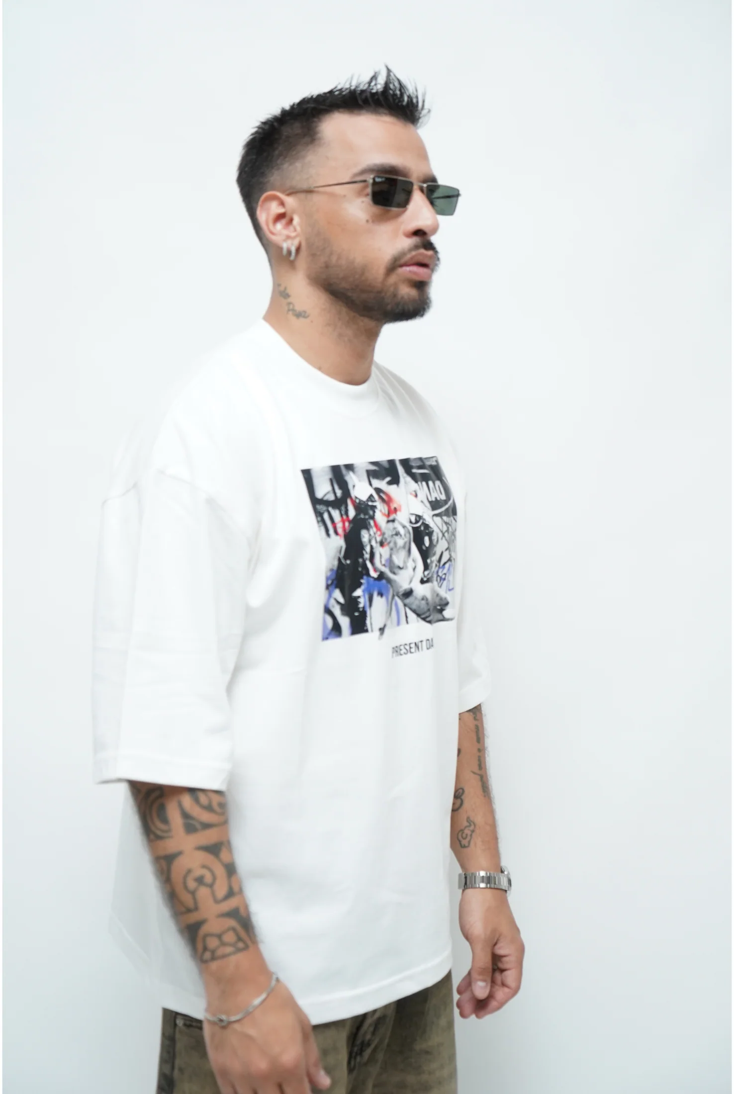 T-shirt PRESENT DAY stampa - Image 6