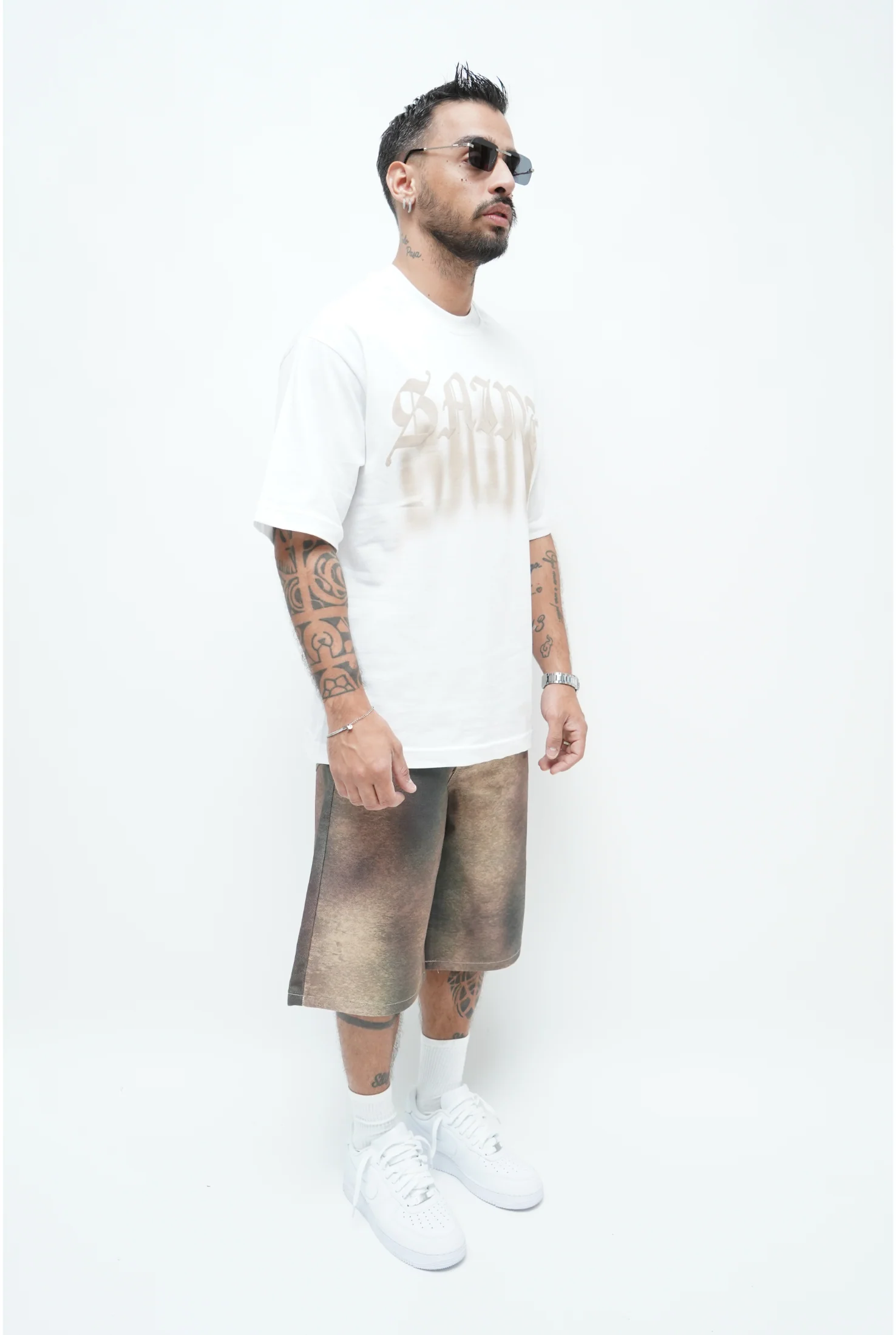 T-shirt TOKYO stampa Saint - Image 8